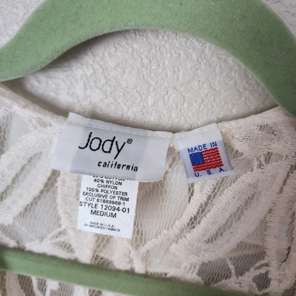 JODY CALIFORNIA Lace Ruffle Cardigan Sheer Tie Front Top White M NEW - Picture 6 of 10